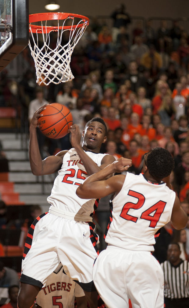 ILLINOIS BOYS HOOPS: Edwardsville to square off with Belleville East