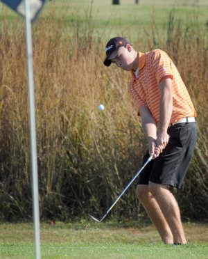 Edwardsville squeaks past Quincy on tiebreaker at Class 3A Regio