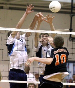 Thomas lights fire under Belleville East in rally against Edwardsville