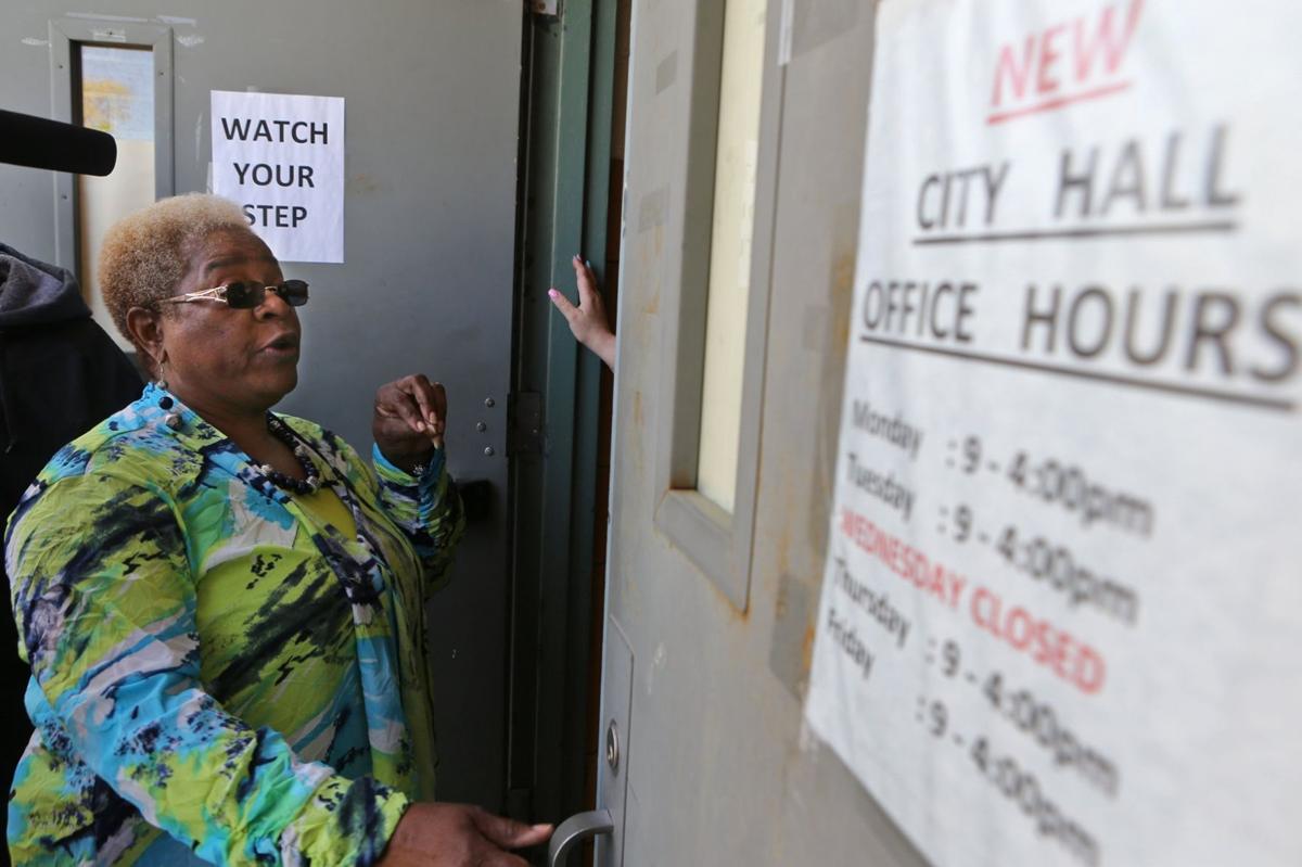 New Kinloch Mayor denied entry into Kinloch City Hall