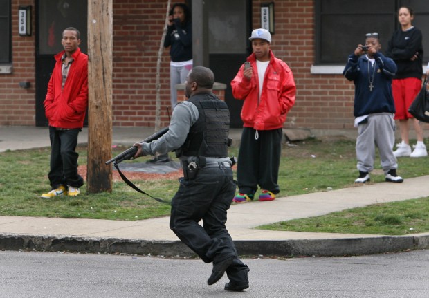 Police arrest suspect in shooting of East St. Louis officer : News