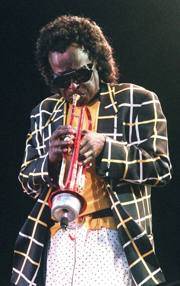 Alton to erect statue of Miles Davis News
