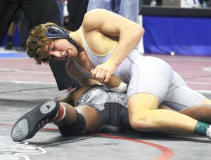 22 area wrestlers will vie for Missouri titles