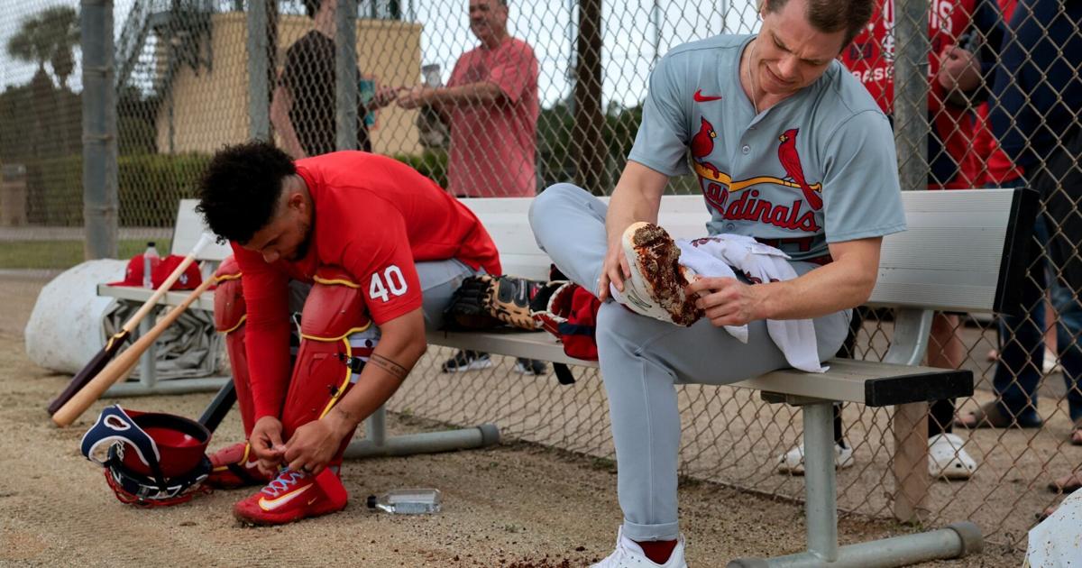 Cardinals, wearing home whites for first time, set for Sonny Gray's spring debut