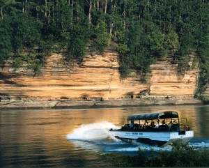 Going to Wisconsin Dells? Here's a way to save money