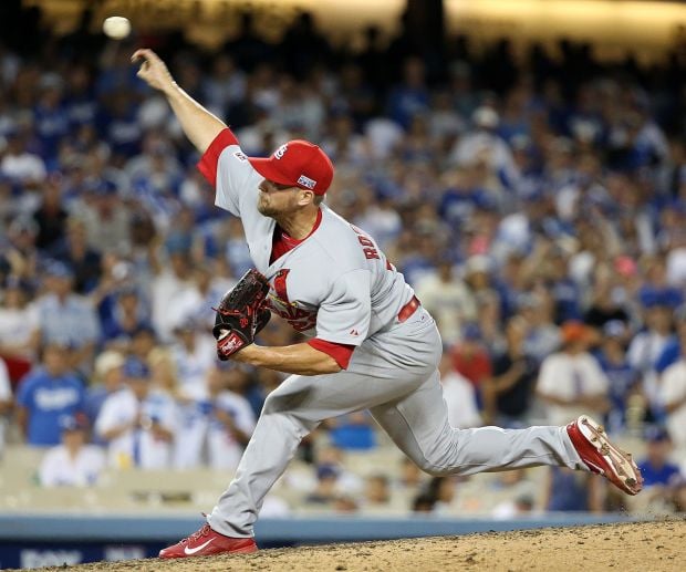 Cardinals Come From Behind To Beat Dodgers : Gallery