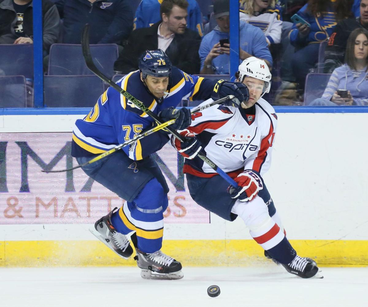 Blue Notes: Reaves moving to third line, at least to start | St. Louis Blues | www.neverfullbag.com