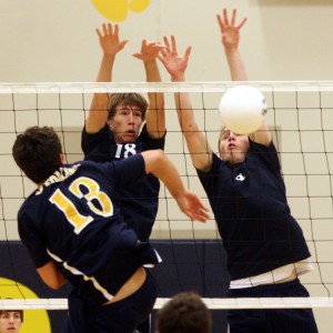 Belleville East holds off O'Fallon to win regional