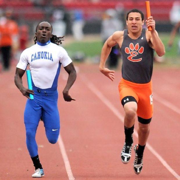 Edwardsville holds off Cahokia to take first place at Granite City