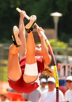 MICDS vaulter Pryor goes out on top at state meet
