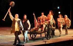 Muny opens with rousing performance of 'Spamalot' 