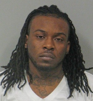 Police search for man who robbed undercover officer