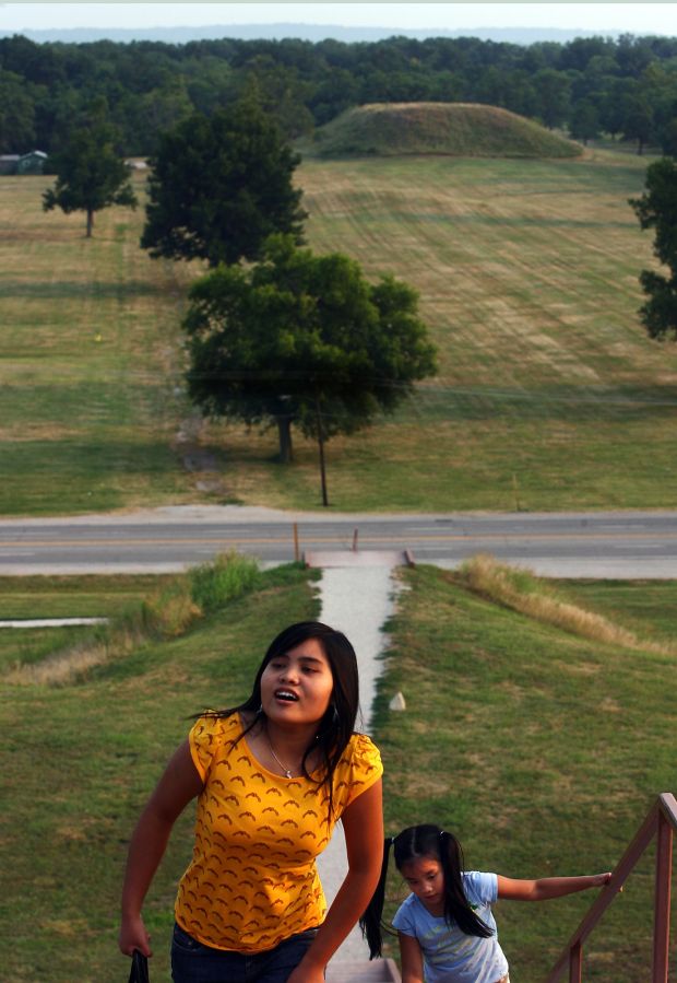 Cahokia+Mounds+Indians Push is underway to make Cahokia Mounds, other local Indian sites part ...