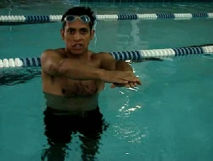 Trainer's Tip: Safely navigate the open-water swim of a triathlon