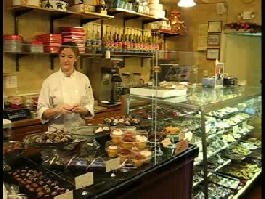 Kendele Noto of J. Noto in St. Charles