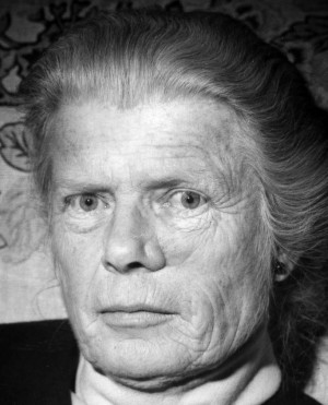 Lucianna Gladney Ross dies