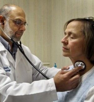 Free clinics in St. Louis suburbs find a clientele  