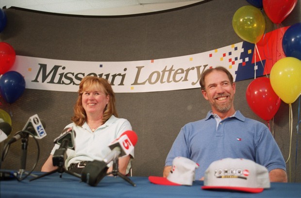 Overland couple wins $25.9 million Powerball jackpot : Stltoday