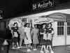 A Look Back • Waitresses prevail in long, tense strike at popular restaurant  