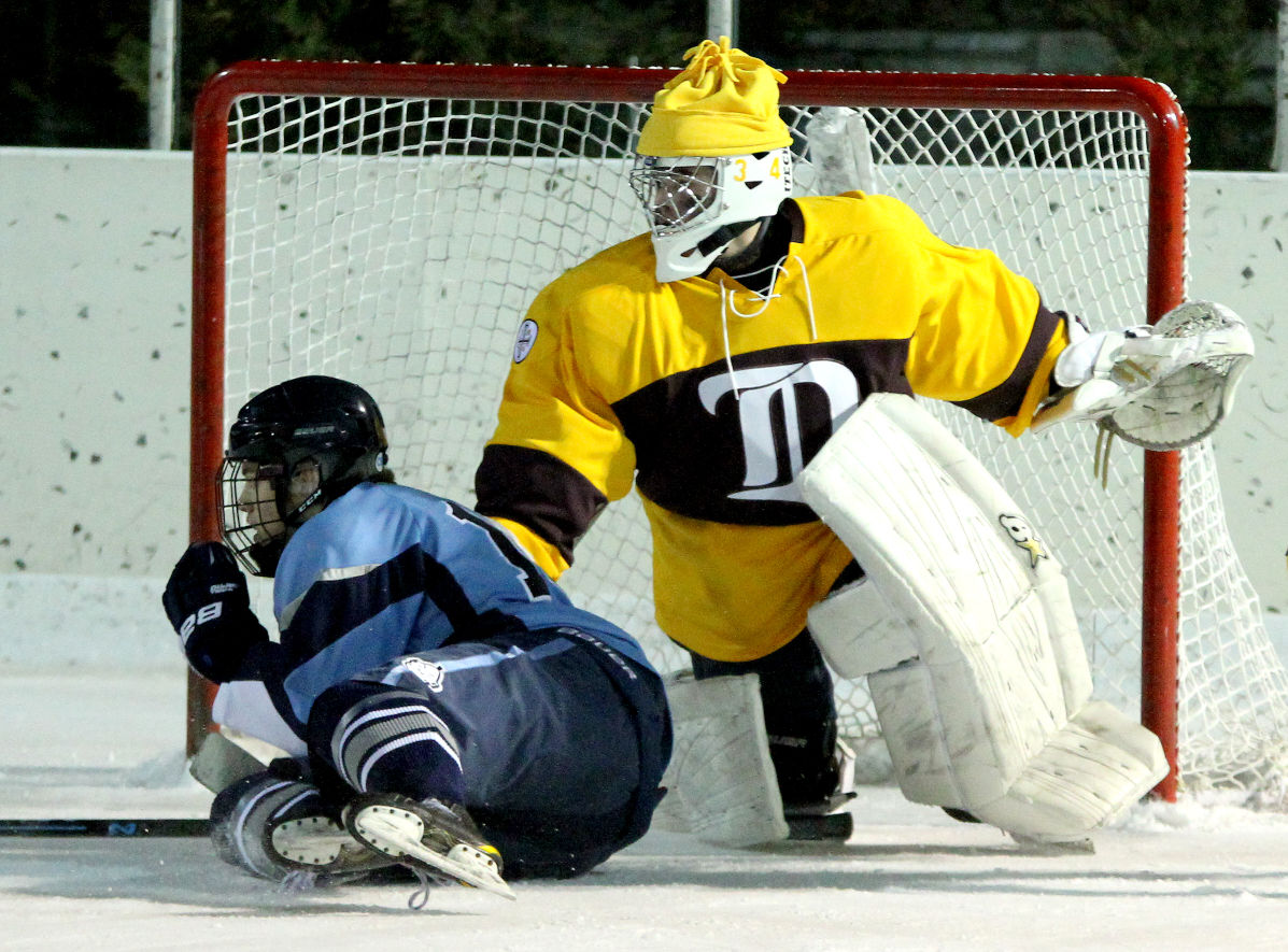 De Smet knocks off SLUH in outdoor event's spotlight game High School