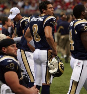 Sam Bradford debuts in preseason game for the Rams