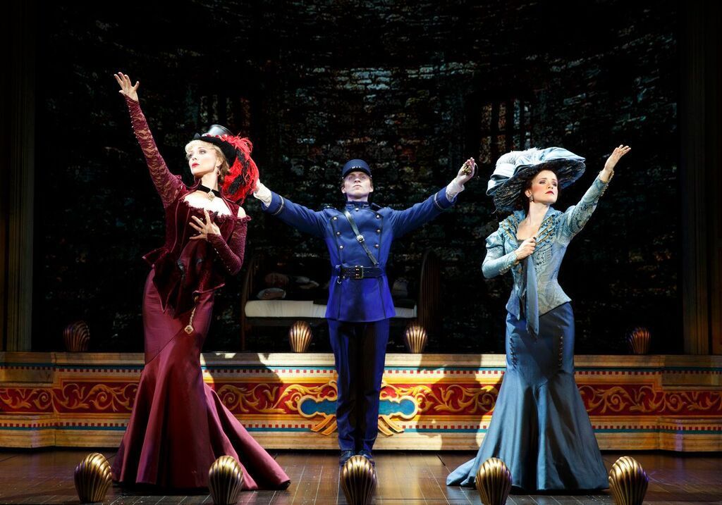 Houston's A List Crowd Drawn to UndertheRadar Party