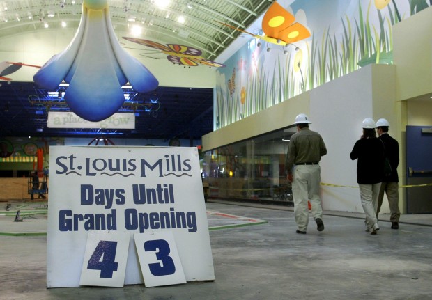 St. Louis Outlet Mall, formerly Mills, struggles amid tough market : Business