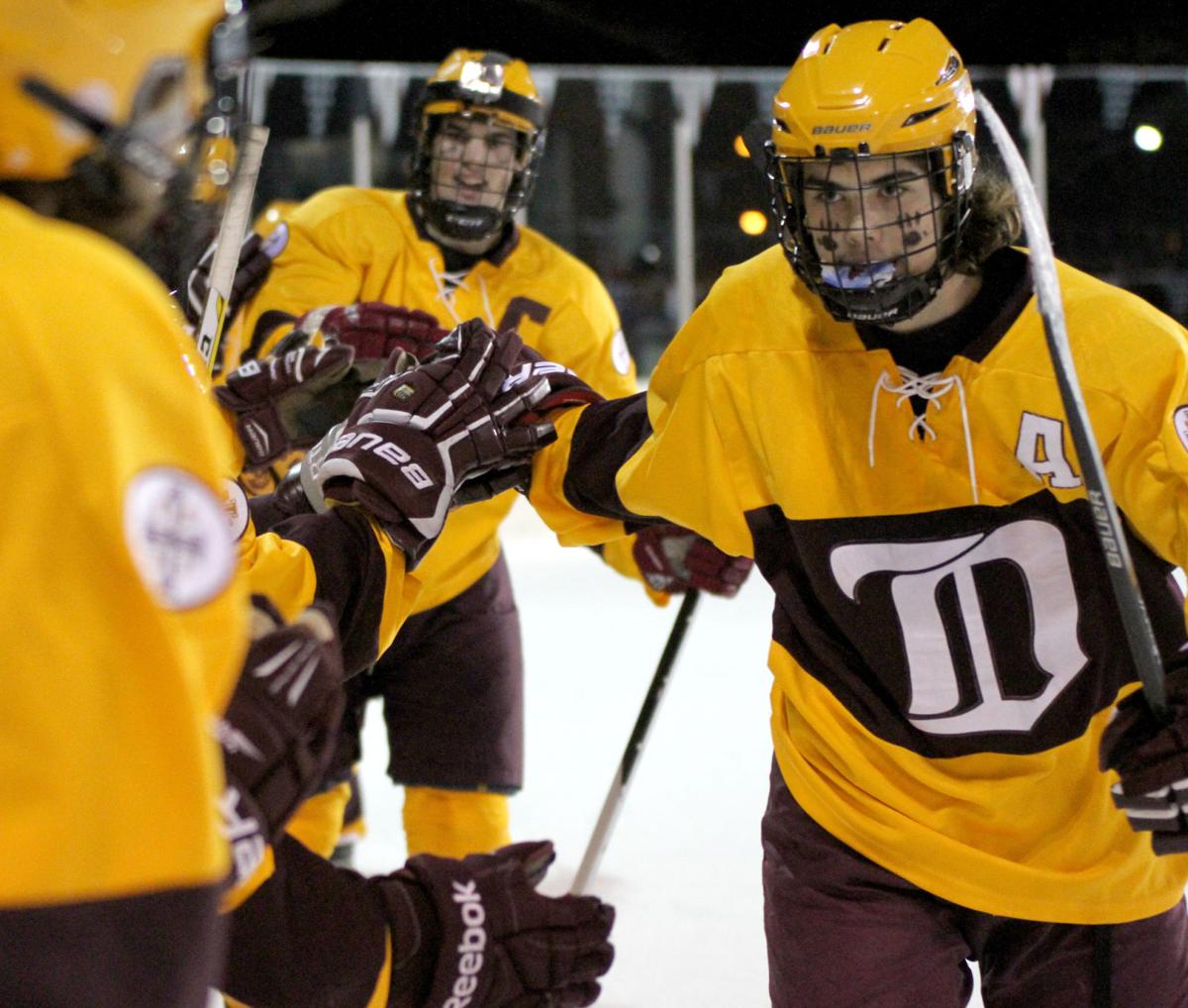 De Smet knocks off SLUH in outdoor event's spotlight game High School