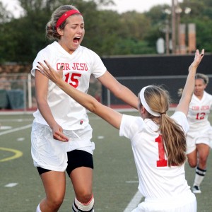 Picture-perfect free kick goal from McGauley gives No. 1 Cor Jes