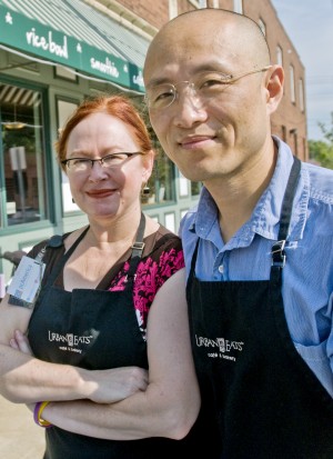 Volunteers John Chen and Caya Aufiero