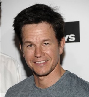 Mark Wahlberg gets star on Hollywood Walk of Fame  