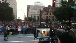 Raw video: American Idol taping in St. Louis