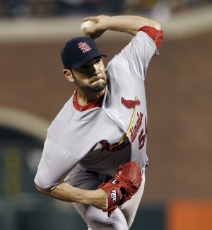 Garcia pitches Cards to win over Giants