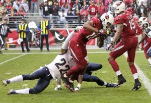 Arizona leads Rams 21-3 in third quarter