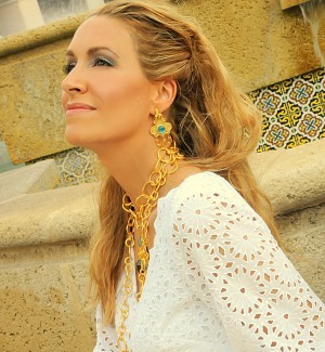 Jewelry designer loves to experiment  