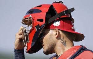 While open to talks with Cardinals this week, Molina 'not afraid' of free agency