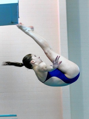 Zumwalt West's Green pulls out state diving title on final dive