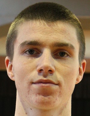 Crystal City's Sample is a key to Twin City test against Festus