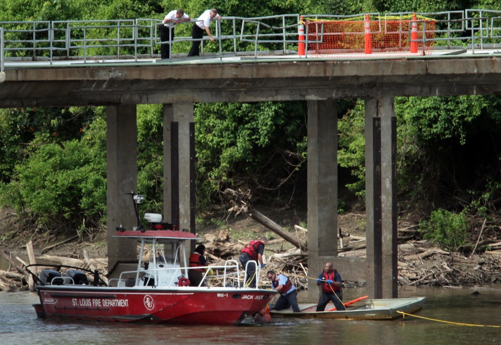 Body Of Ferry Drowning Victim Pulled From Mississippi River Near Old ...