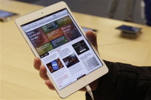 Kirkwood schools moves to give iPads to all students