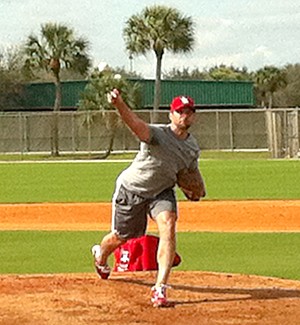 Adam Wainwright throws from the mound