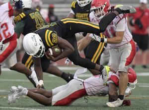 Photos: Captain Shreve football hosts Ruston for spring scrimmage