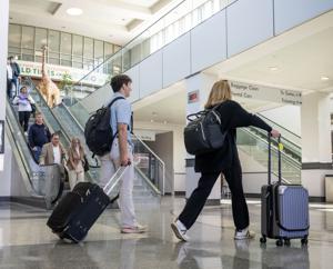 BR.airportbiz.110725_3028 MJ.JPG