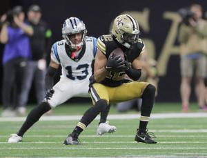 Saints WR Chris Olave was in a no-contact jersey at practice. Here’s what happened.