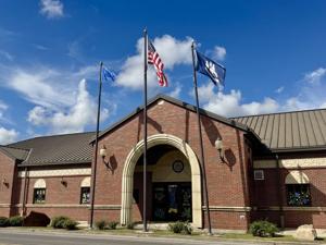 Sulphur council member pulls agenda items targeting mayor, citing legal scrutiny of council