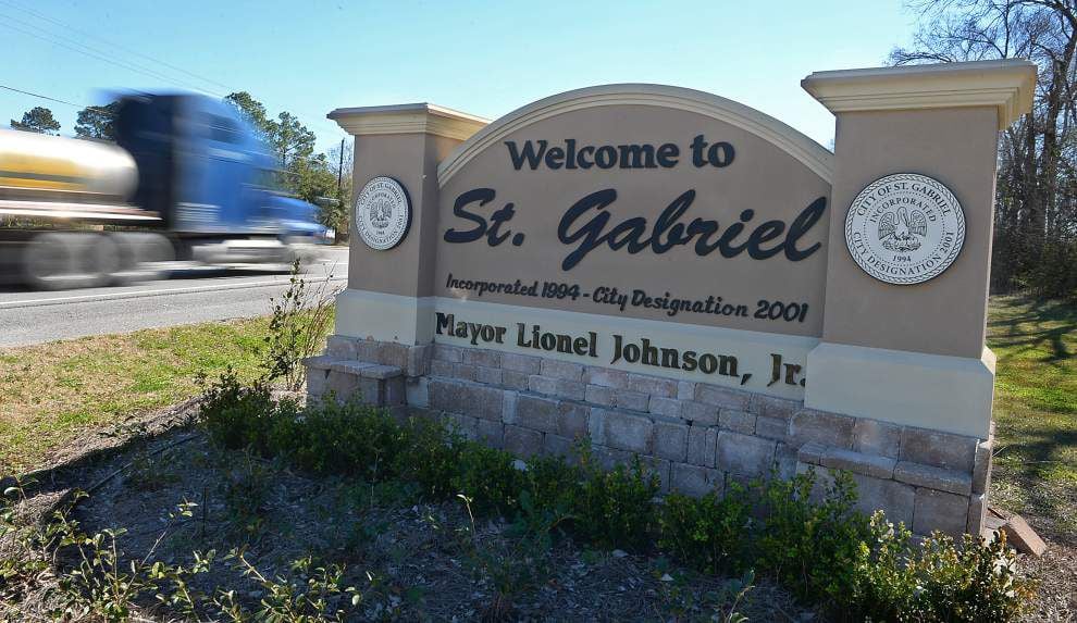Environmental group asks judge to overturn state's St. Gabriel plant