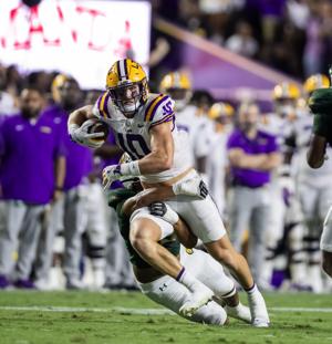 NO.lsusoutheastern.092125_2311 MJ.JPG