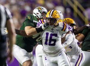 NO.lsusoutheastern.092125_1621 MJ.JPG
