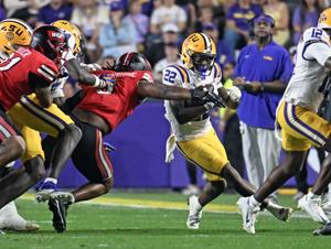 BR.lsufootball.112325 HS 2419.JPG