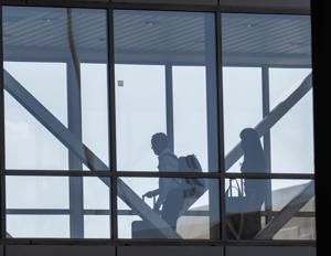BR.airportbiz.110725_3029 MJ.JPG